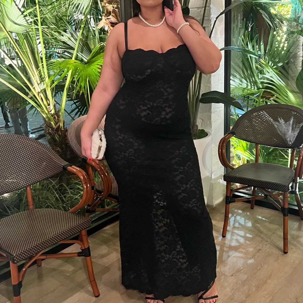 Black lace dress